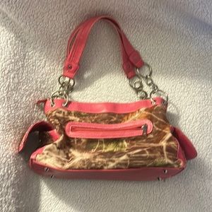 Pink Real Tree Brand. Medium shoulder bag